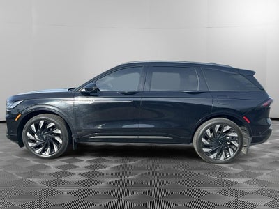 2024 Lincoln Nautilus Reserve