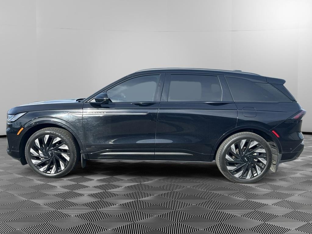 2024 Lincoln Nautilus Reserve