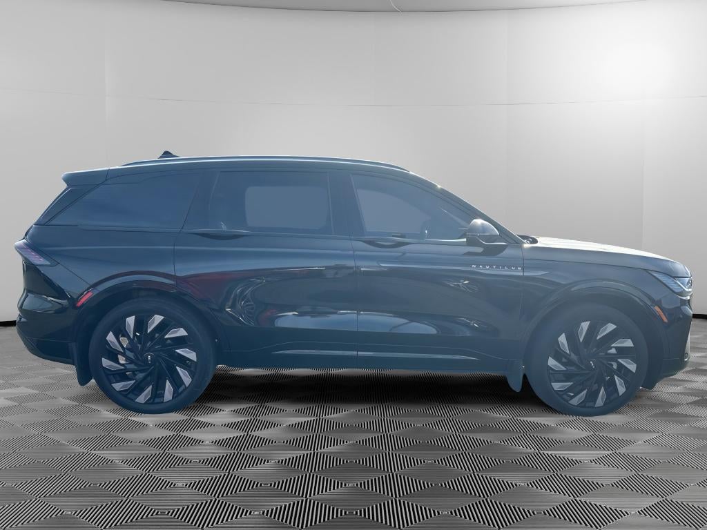 2024 Lincoln Nautilus Reserve