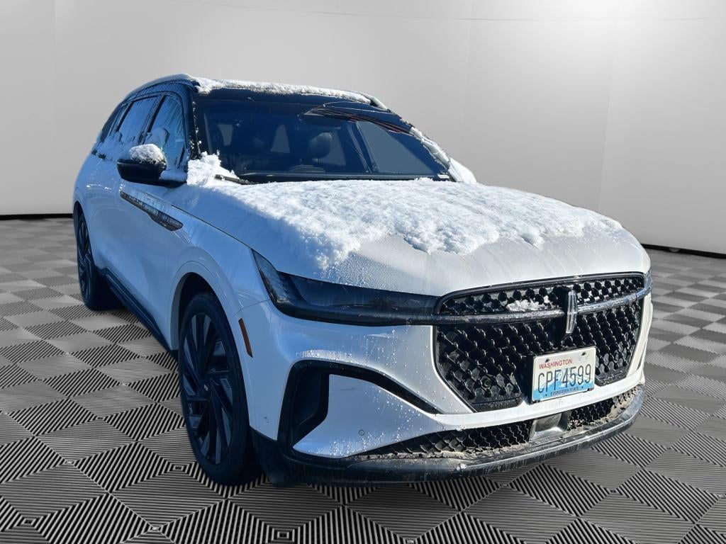 2024 Lincoln Nautilus Reserve