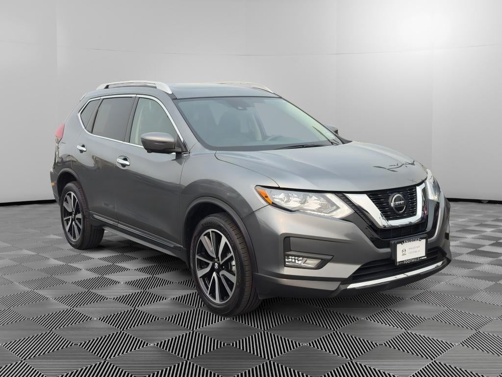 2020 Nissan Rogue SL