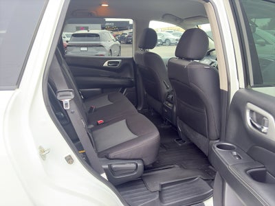 2020 Nissan Pathfinder SV