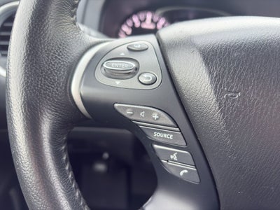 2020 Nissan Pathfinder SV