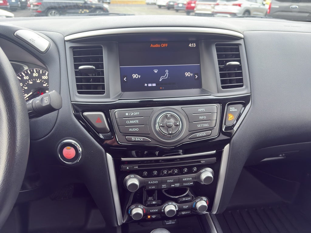 2020 Nissan Pathfinder SV