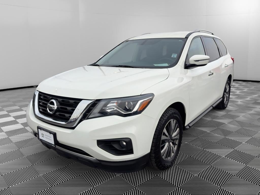2020 Nissan Pathfinder SV