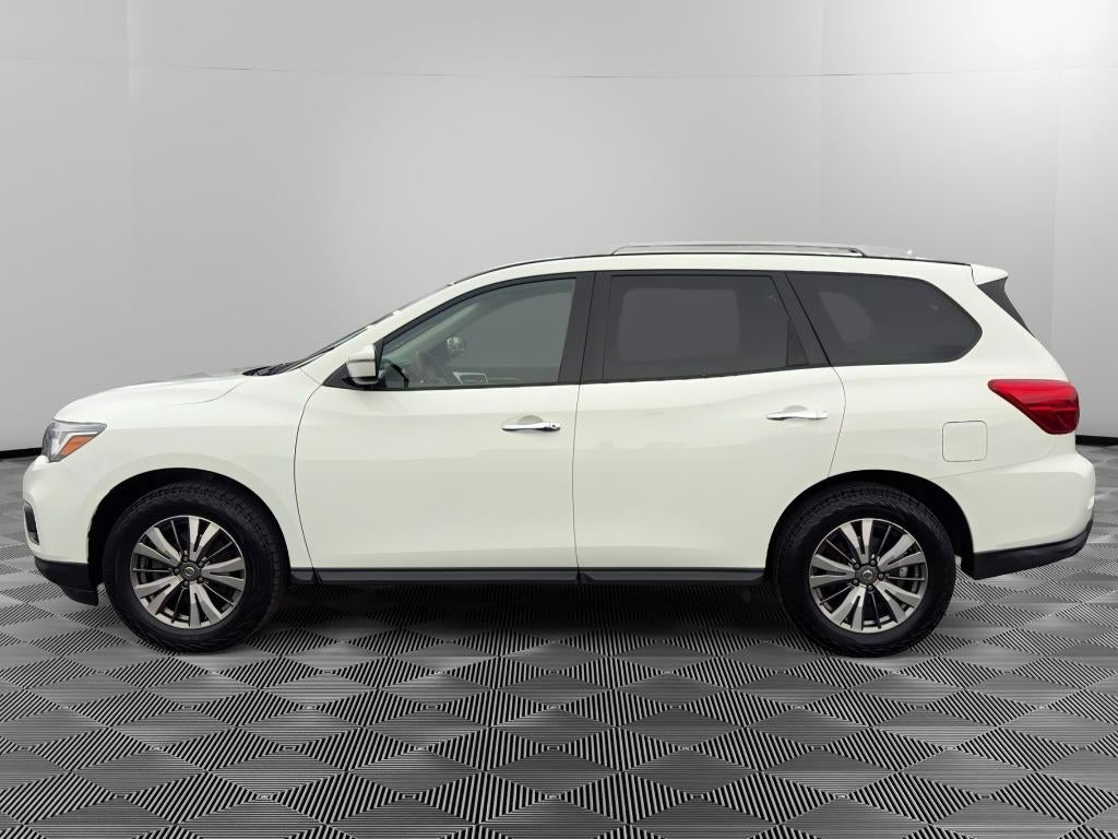 2020 Nissan Pathfinder SV