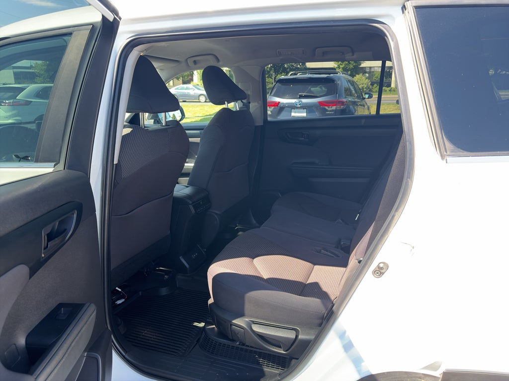 2023 Toyota Highlander Hybrid Hybrid LE