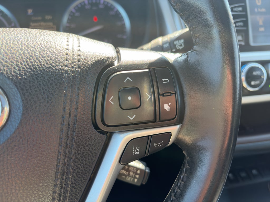 2019 Toyota Highlander Hybrid Limited Platinum