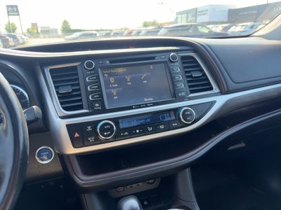 2019 Toyota Highlander Hybrid Limited Platinum