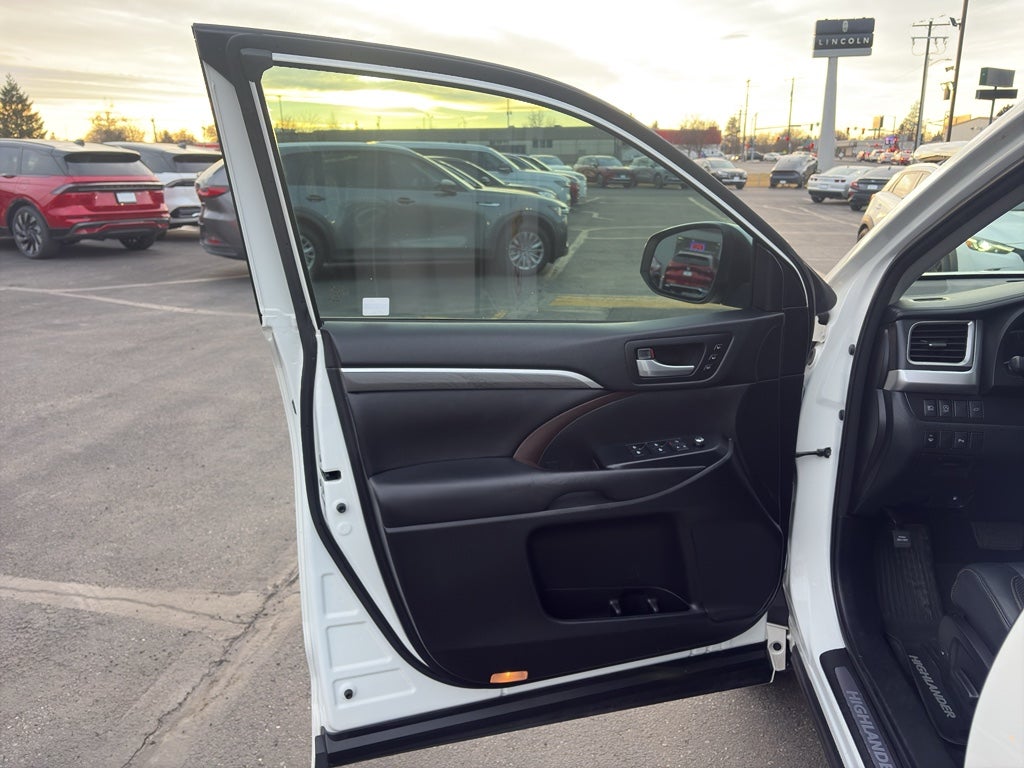 2018 Toyota Highlander Limited