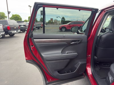 2025 Toyota Highlander Hybrid Hybrid Platinum