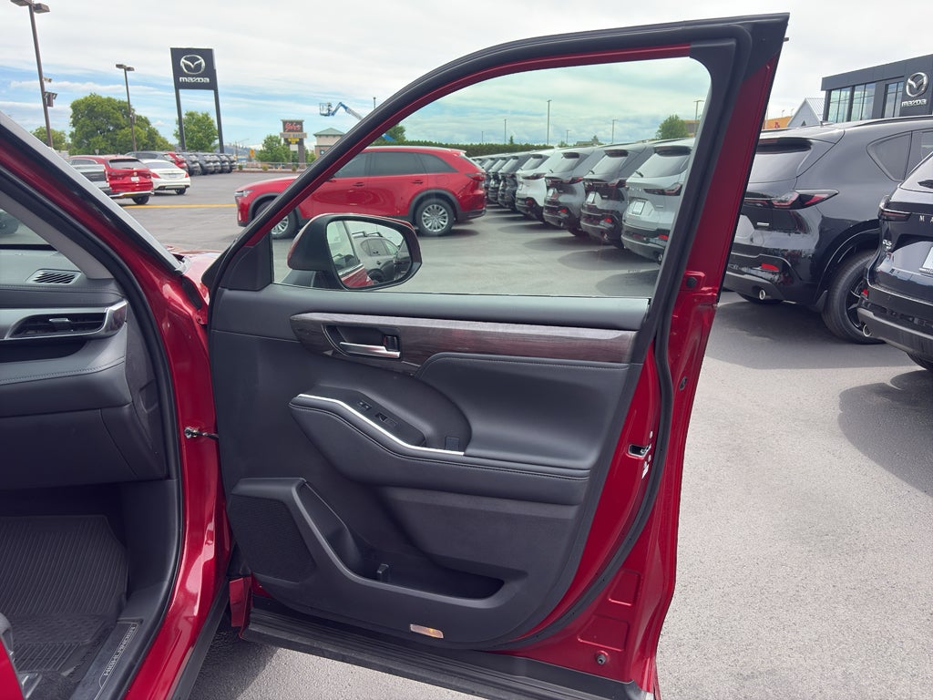 2025 Toyota Highlander Hybrid Hybrid Platinum