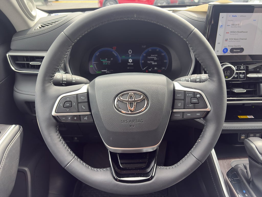 2025 Toyota Highlander Hybrid Hybrid Platinum