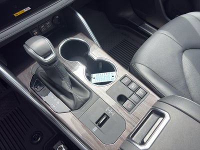 2025 Toyota Highlander Hybrid Hybrid Platinum