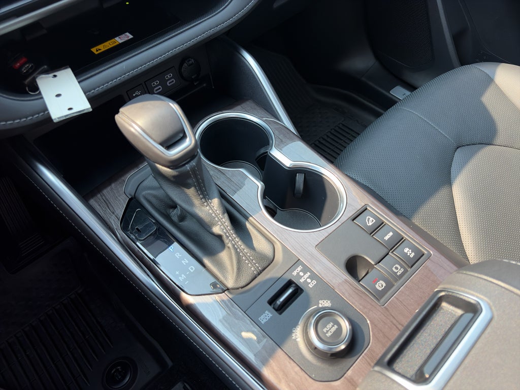 2024 Toyota Highlander Limited