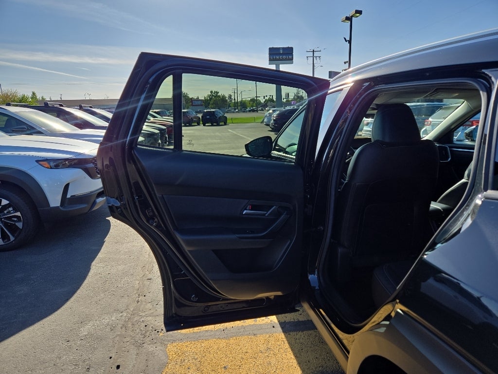 2025 Mazda Mazda CX-50 2.5 S Preferred Package