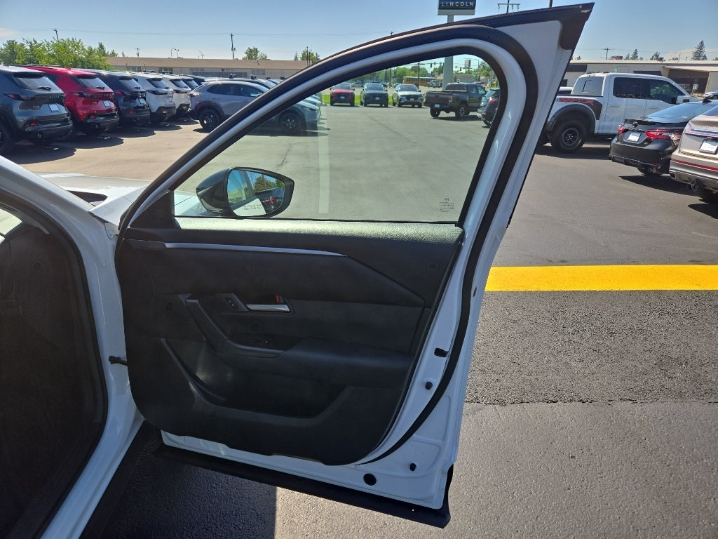 2025 Mazda Mazda CX-50 2.5 S Preferred Package