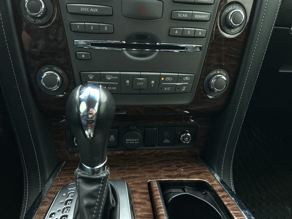 2017 Nissan Armada Platinum