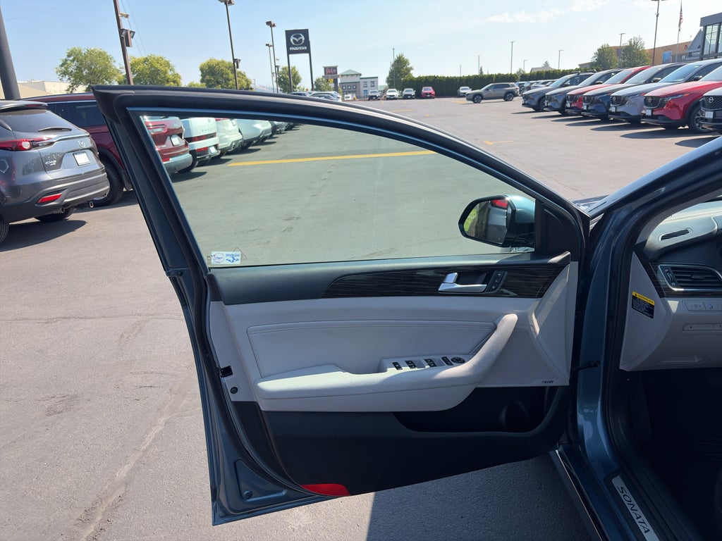 2016 Hyundai Sonata Hybrid Limited