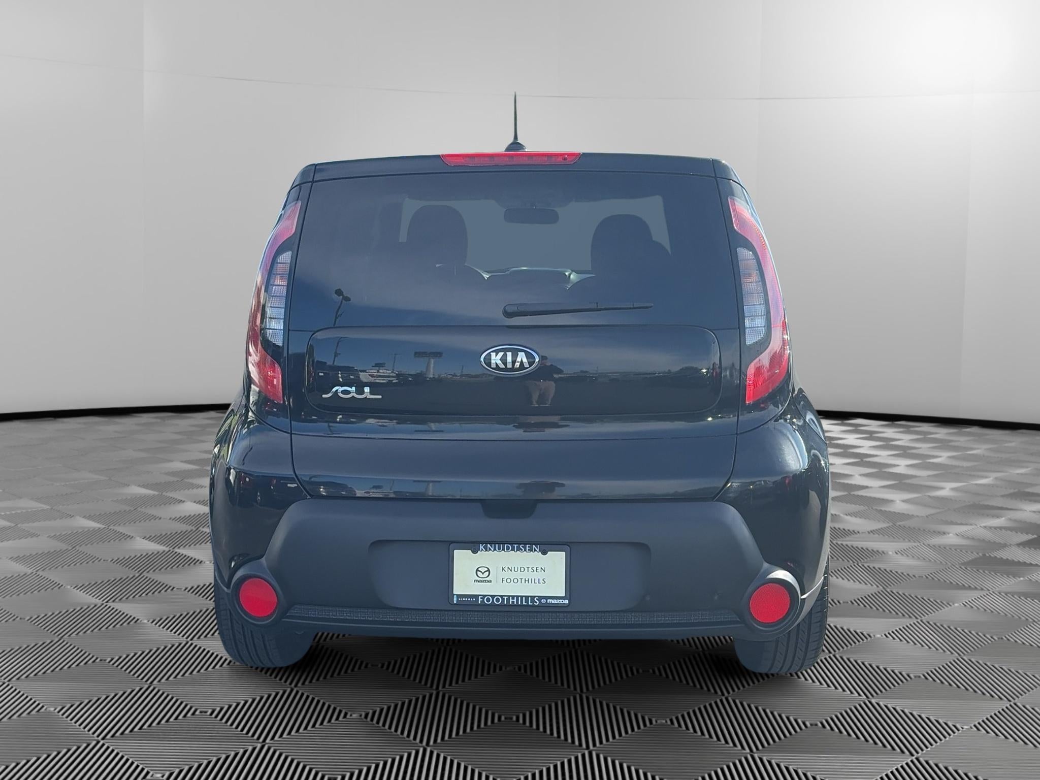 2016 Kia Soul Base