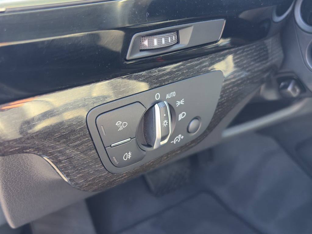 2019 Audi Q7 Premium Plus