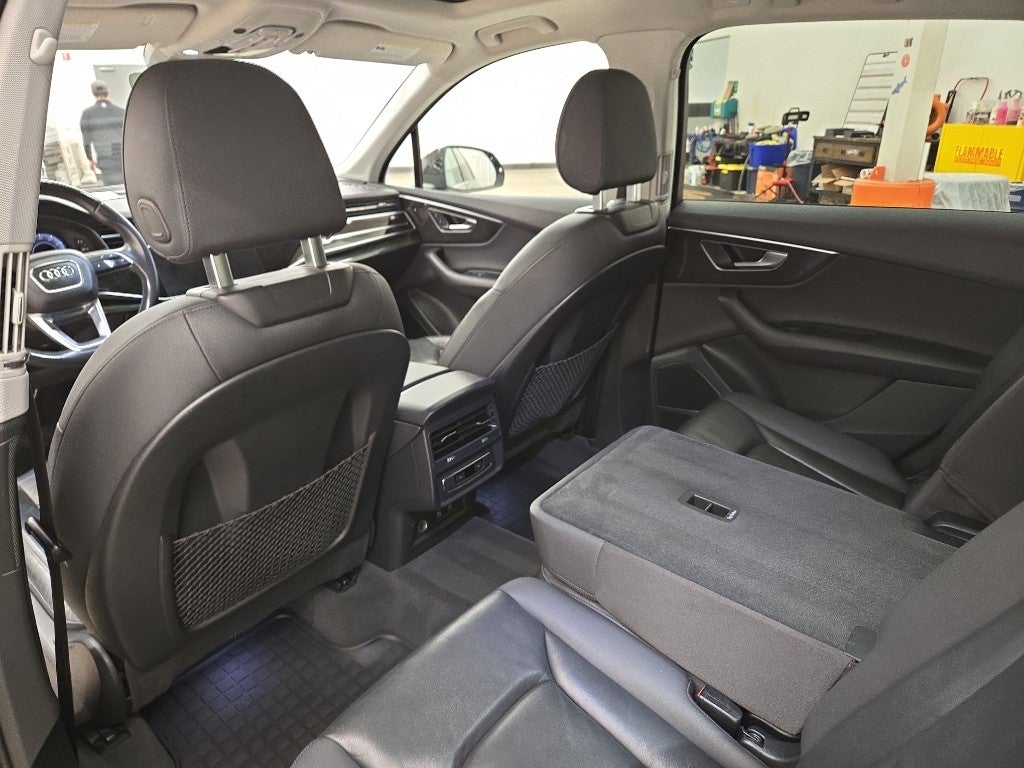 2021 Audi Q7 Premium Plus