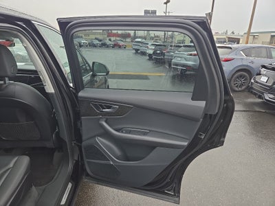 2021 Audi Q7 Premium Plus