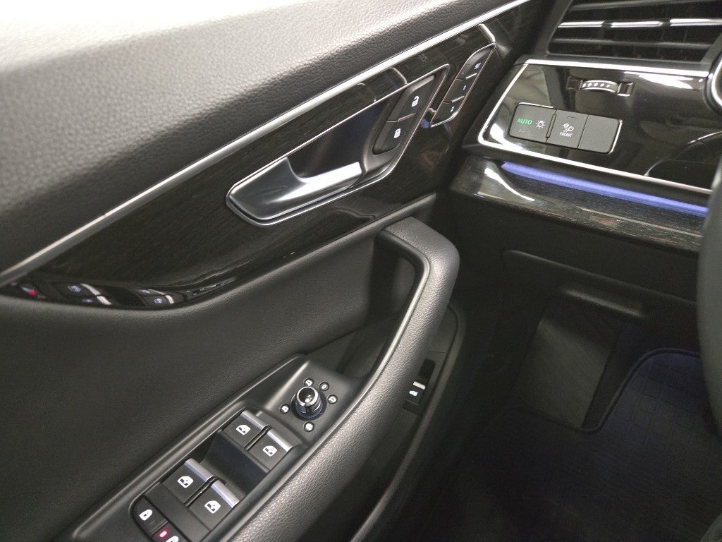 2021 Audi Q7 Premium Plus