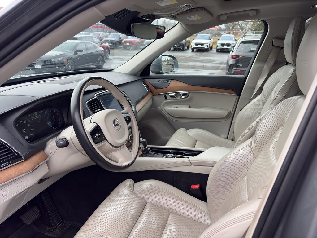2019 Volvo XC90 Inscription